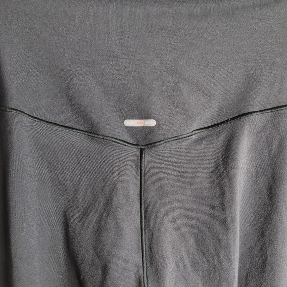 Aerie Chill Play Move Sage Green leggings , Size M - Picture 3 of 8